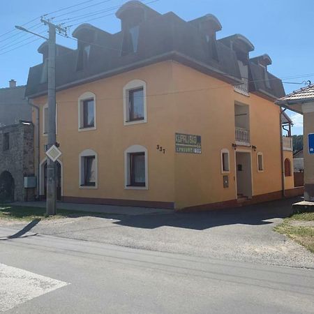 Apartmanovy Dom Magda 브르보우 외부 사진