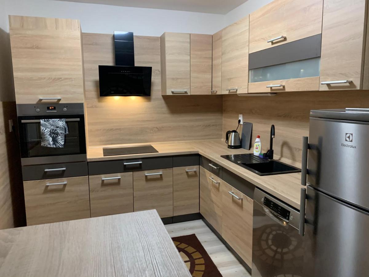 Apartmanovy Dom Magda 브르보우 외부 사진